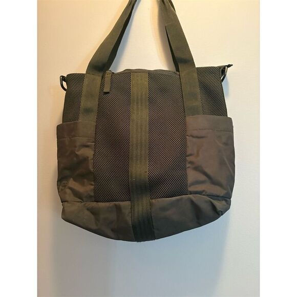 Adidas Quilted Tote Bag Black Unisex Spacious Interior Durable Straps - Picture 3 of 7